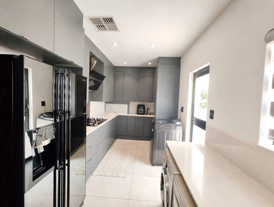 4 Bedroom Property for Sale in Eye of Africa Gauteng