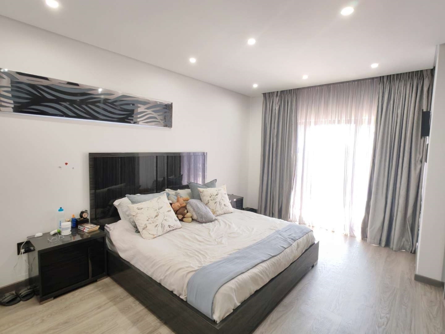 4 Bedroom Property for Sale in Eye of Africa Gauteng