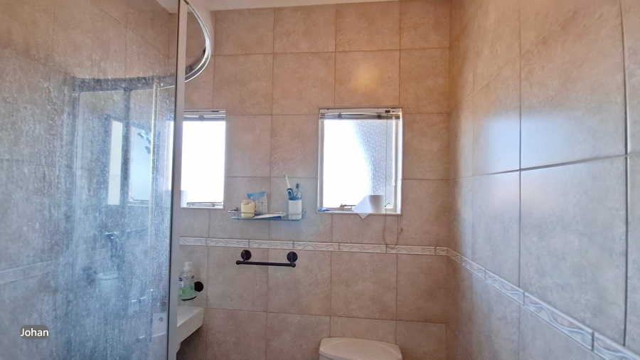 3 Bedroom Property for Sale in Brackenhurst Gauteng