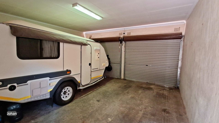 3 Bedroom Property for Sale in Brackenhurst Gauteng