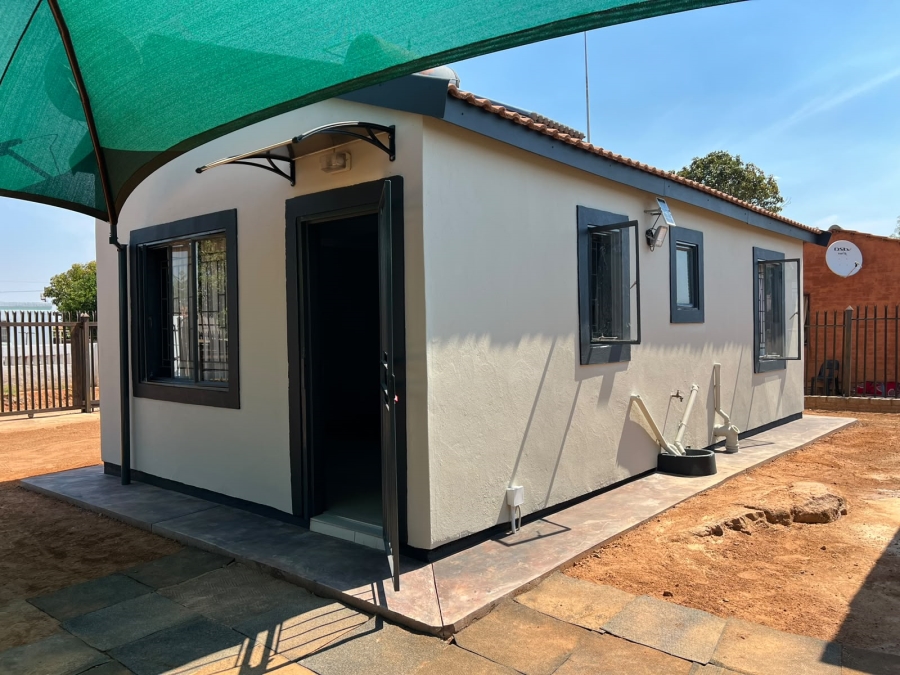 2 Bedroom Property for Sale in Soshanguve M Gauteng