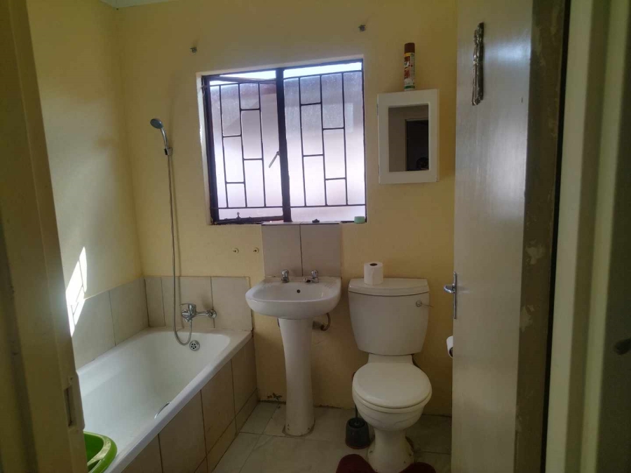 To Let 2 Bedroom Property for Rent in Soshanguve VV Gauteng