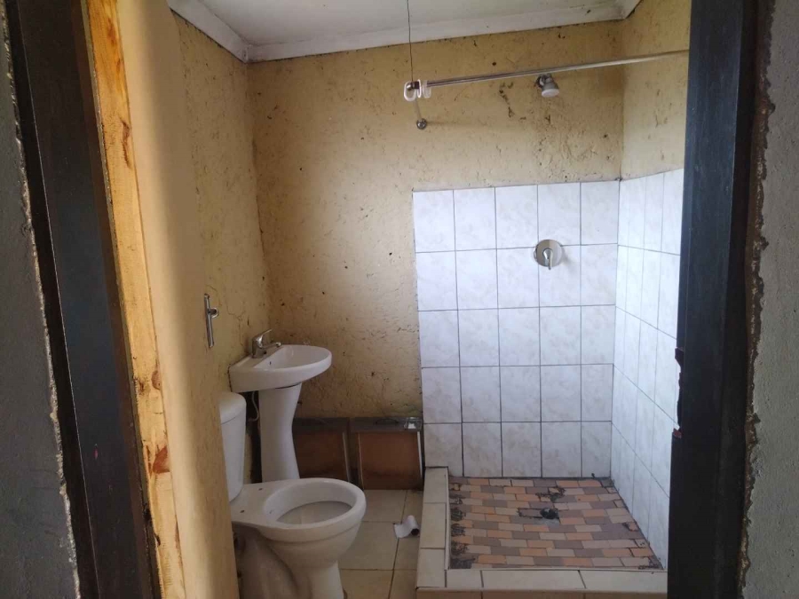 6 Bedroom Property for Sale in Soshanguve X Gauteng