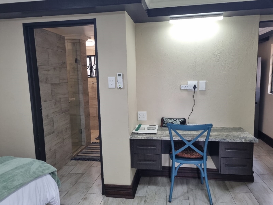 To Let 1 Bedroom Property for Rent in Menlo Park Gauteng