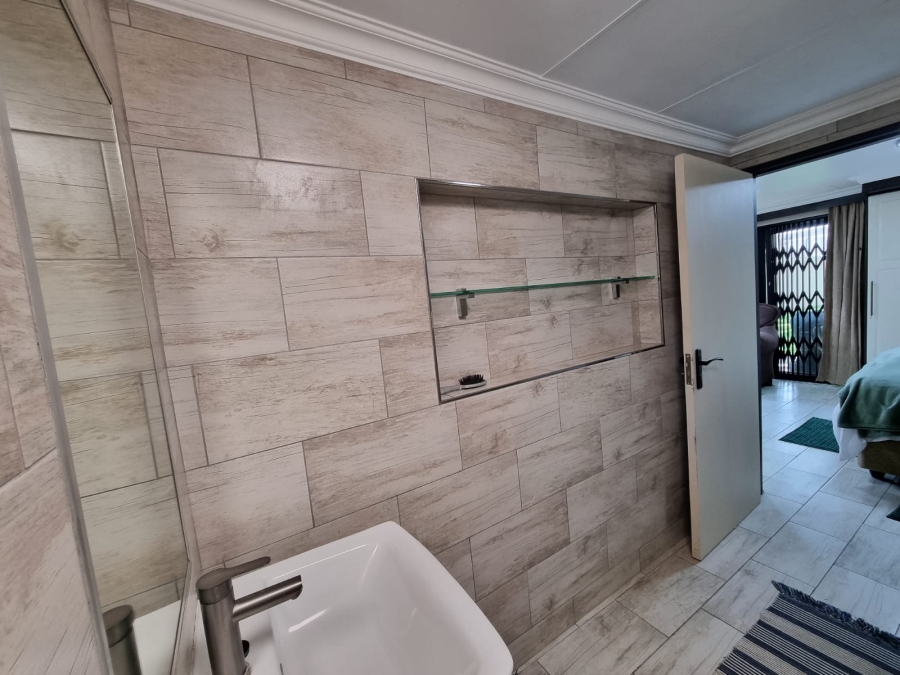 To Let 1 Bedroom Property for Rent in Menlo Park Gauteng