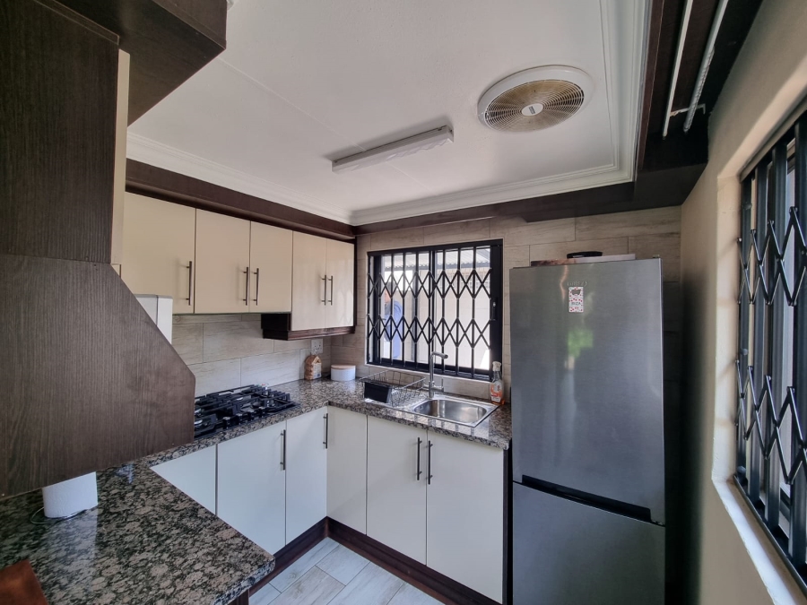 To Let 1 Bedroom Property for Rent in Menlo Park Gauteng