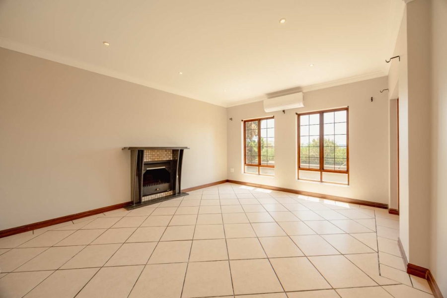 To Let 3 Bedroom Property for Rent in Moreleta Park Gauteng