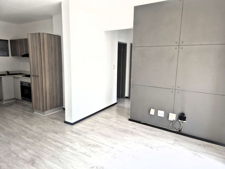 To Let 2 Bedroom Property for Rent in Broadacres Gauteng