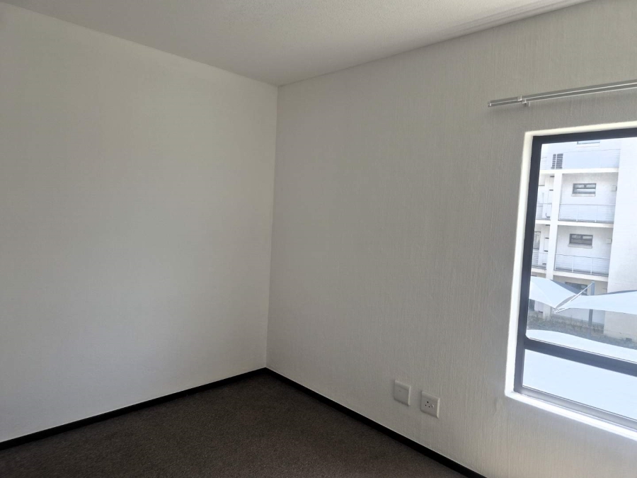To Let 2 Bedroom Property for Rent in Broadacres Gauteng
