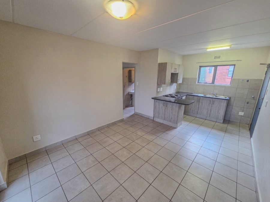 To Let 2 Bedroom Property for Rent in La Montagne Gauteng