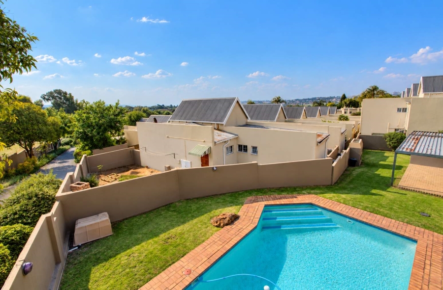 3 Bedroom Property for Sale in Radiokop Gauteng