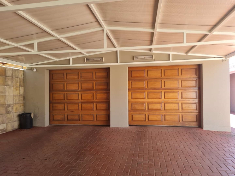 6 Bedroom Property for Sale in Morganridge Gauteng