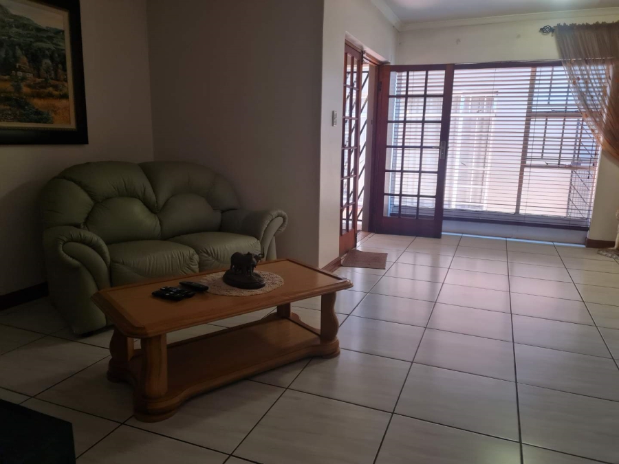 6 Bedroom Property for Sale in Morganridge Gauteng