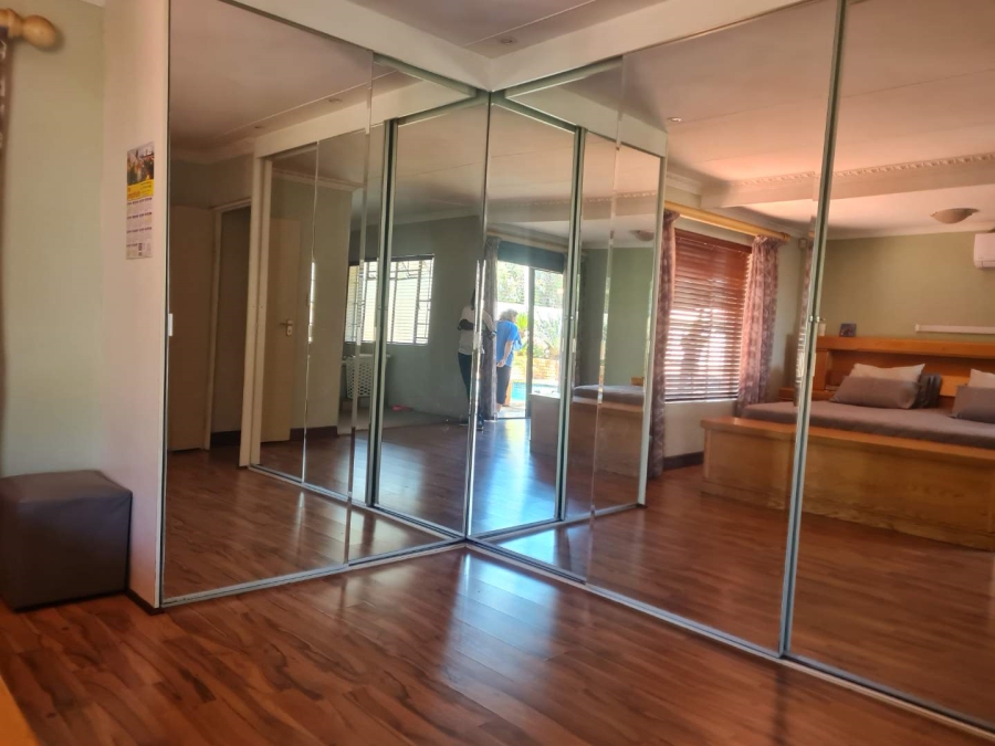 6 Bedroom Property for Sale in Morganridge Gauteng