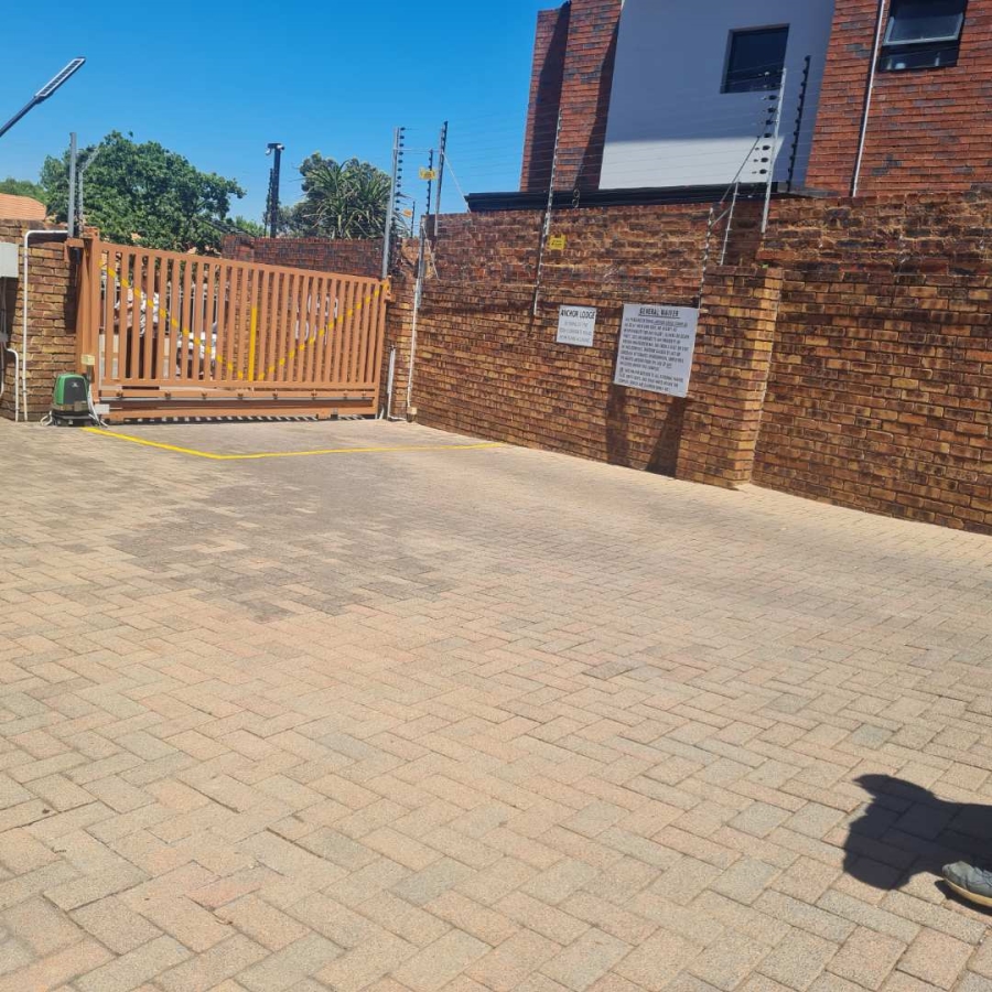 2 Bedroom Property for Sale in Bartlett Gauteng