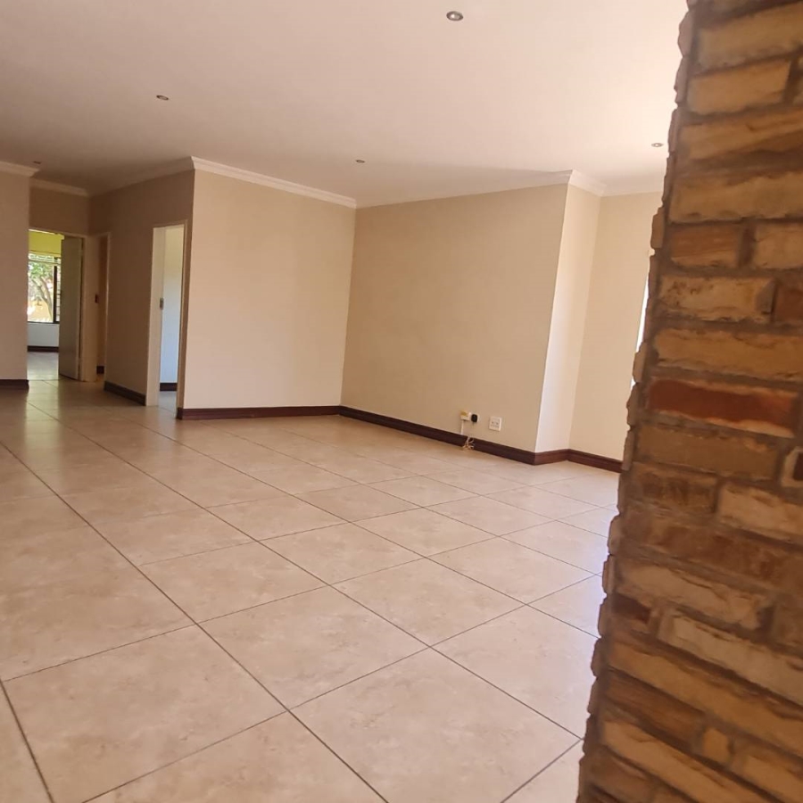 4 Bedroom Property for Sale in Hughes Gauteng