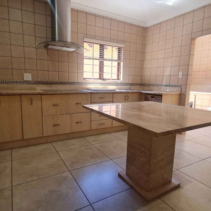 4 Bedroom Property for Sale in Hughes Gauteng