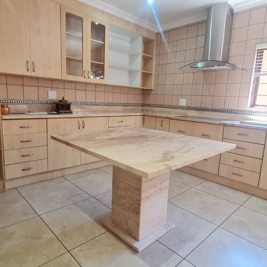 4 Bedroom Property for Sale in Hughes Gauteng