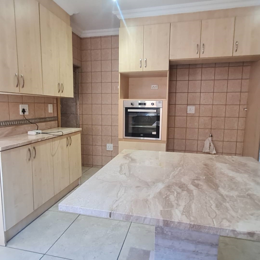4 Bedroom Property for Sale in Hughes Gauteng