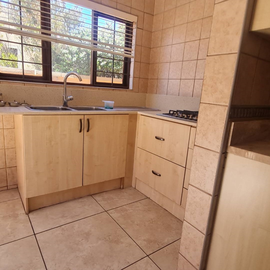 4 Bedroom Property for Sale in Hughes Gauteng