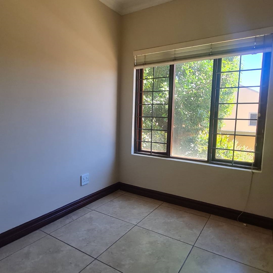 4 Bedroom Property for Sale in Hughes Gauteng