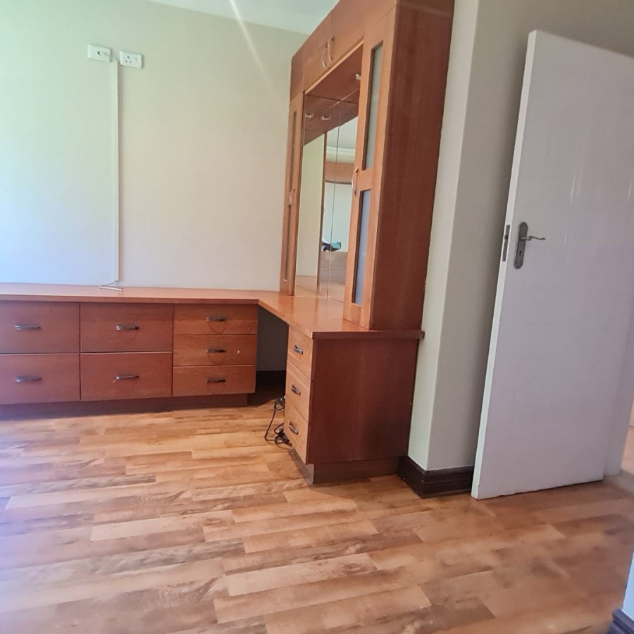 4 Bedroom Property for Sale in Hughes Gauteng