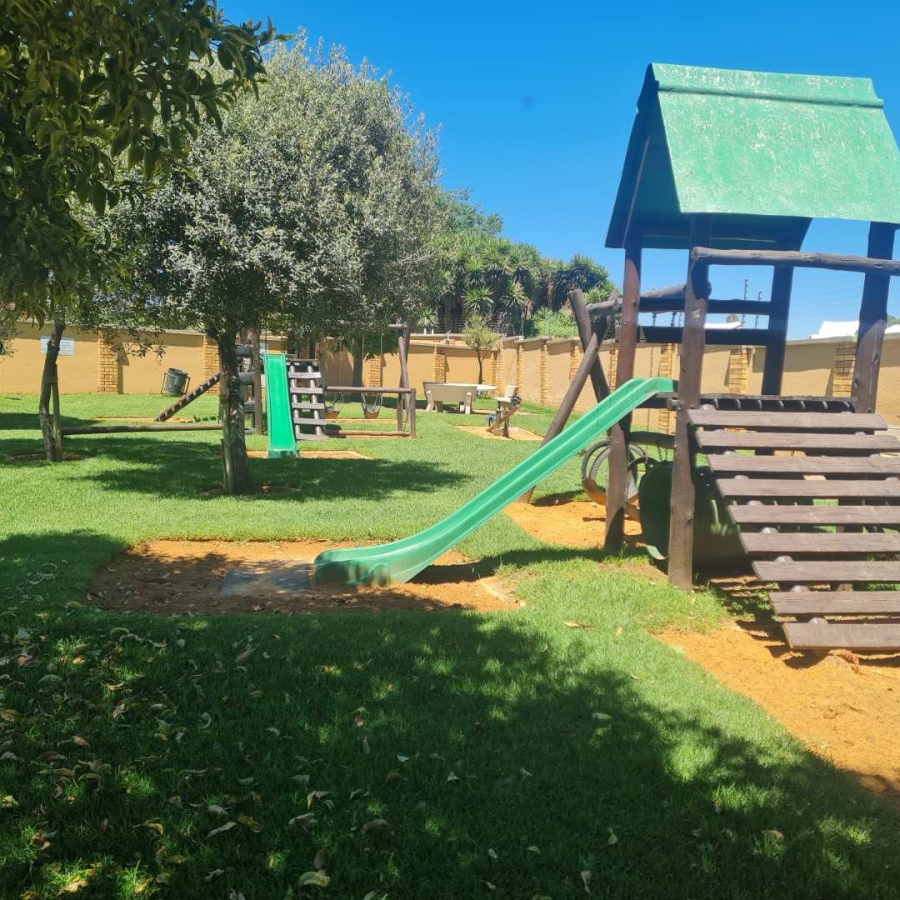 4 Bedroom Property for Sale in Hughes Gauteng