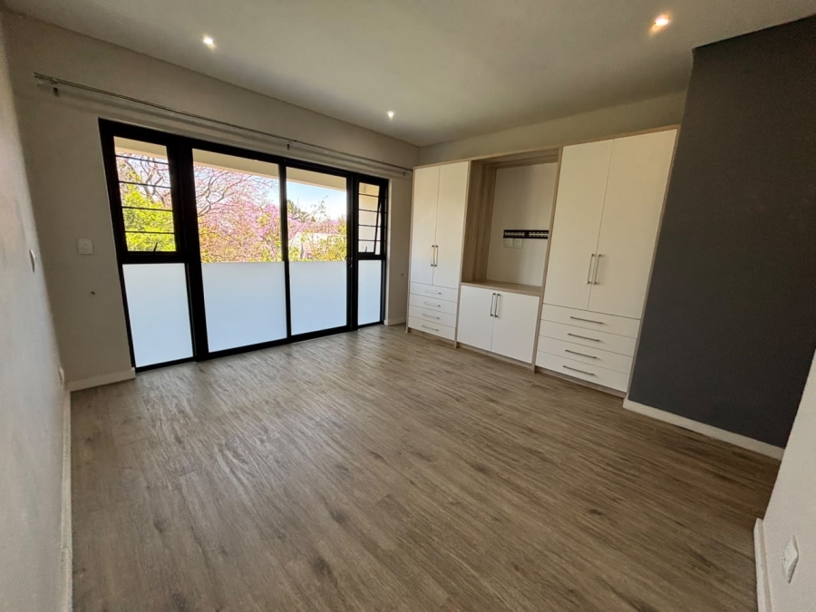 To Let 3 Bedroom Property for Rent in Bryanston Gauteng