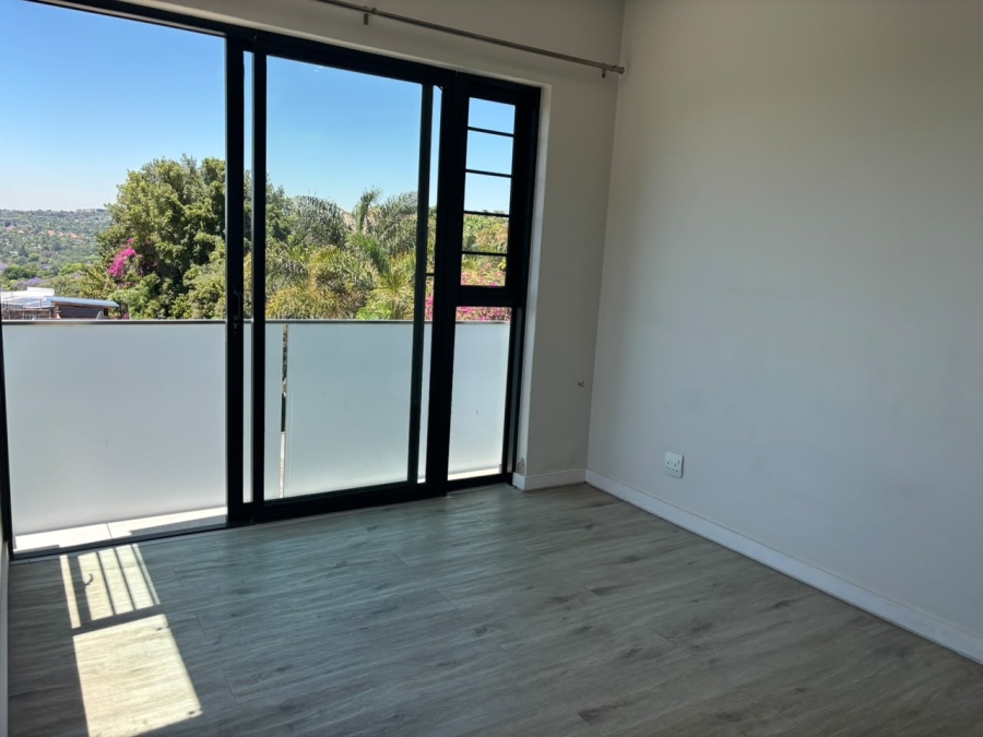 To Let 3 Bedroom Property for Rent in Bryanston Gauteng