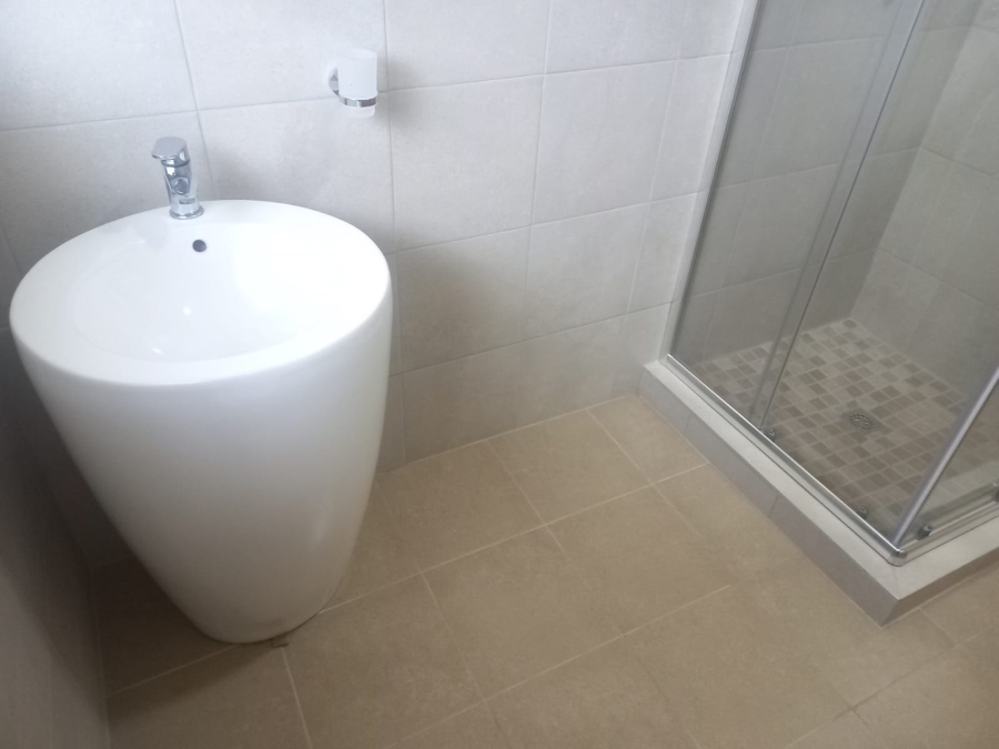 To Let 1 Bedroom Property for Rent in Discovery Gauteng