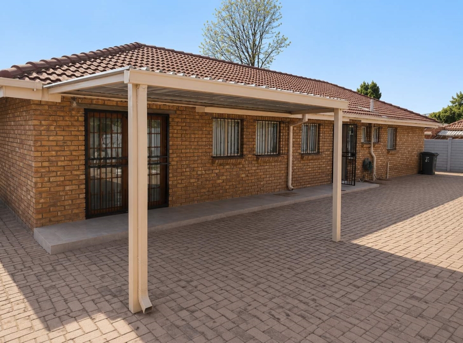 To Let 3 Bedroom Property for Rent in Silverton Gauteng