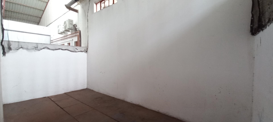 To Let Commercial Property for Rent in Steeledale Gauteng