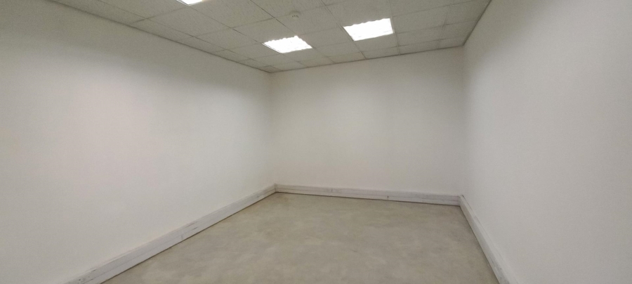 To Let Commercial Property for Rent in Longmeadow Gauteng