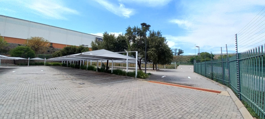 To Let Commercial Property for Rent in Longmeadow Gauteng
