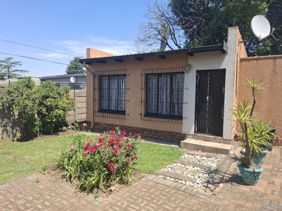 4 Bedroom Property for Sale in Edleen Gauteng