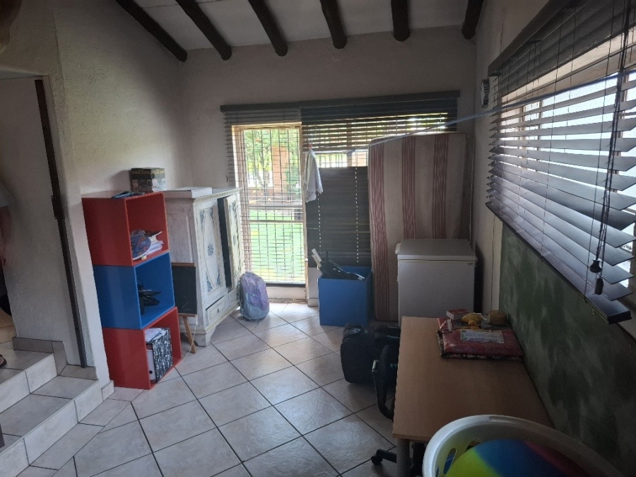 4 Bedroom Property for Sale in Edleen Gauteng