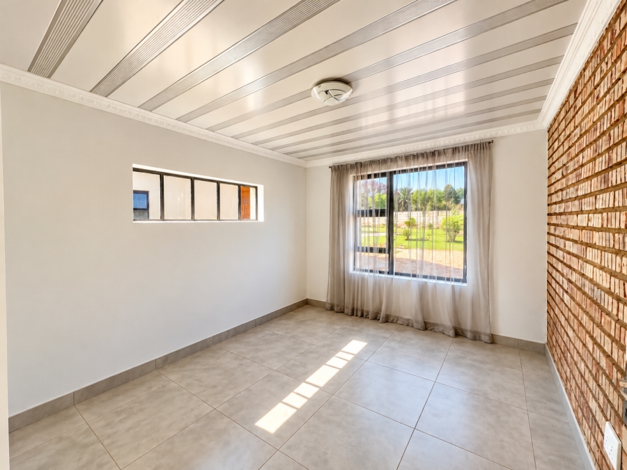 To Let 2 Bedroom Property for Rent in Witpoortjie Gauteng