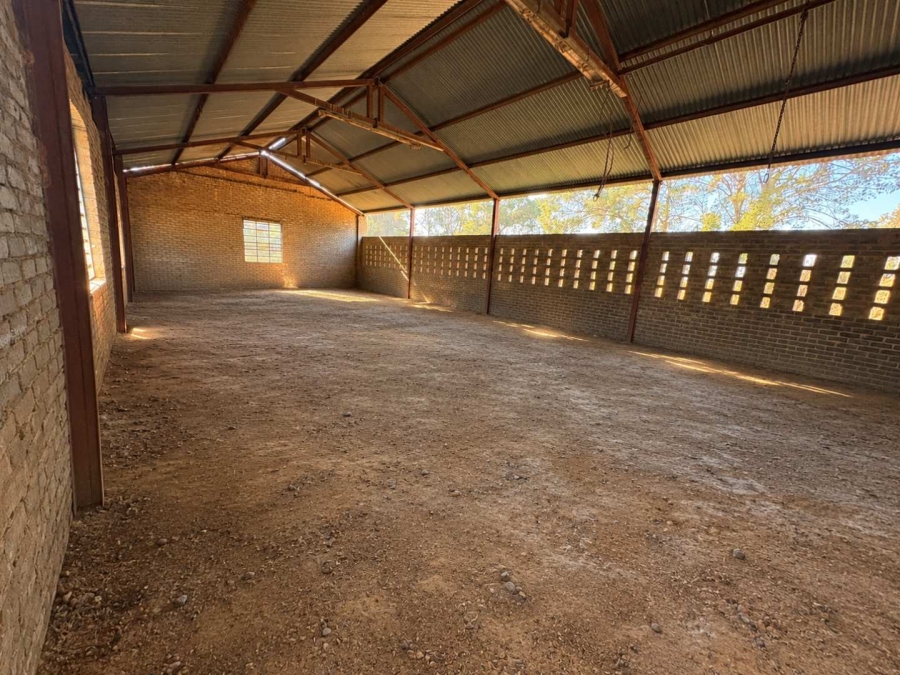 3 Bedroom Property for Sale in Houtkop A H Gauteng