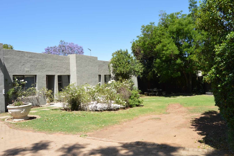 4 Bedroom Property for Sale in Brackendowns Gauteng