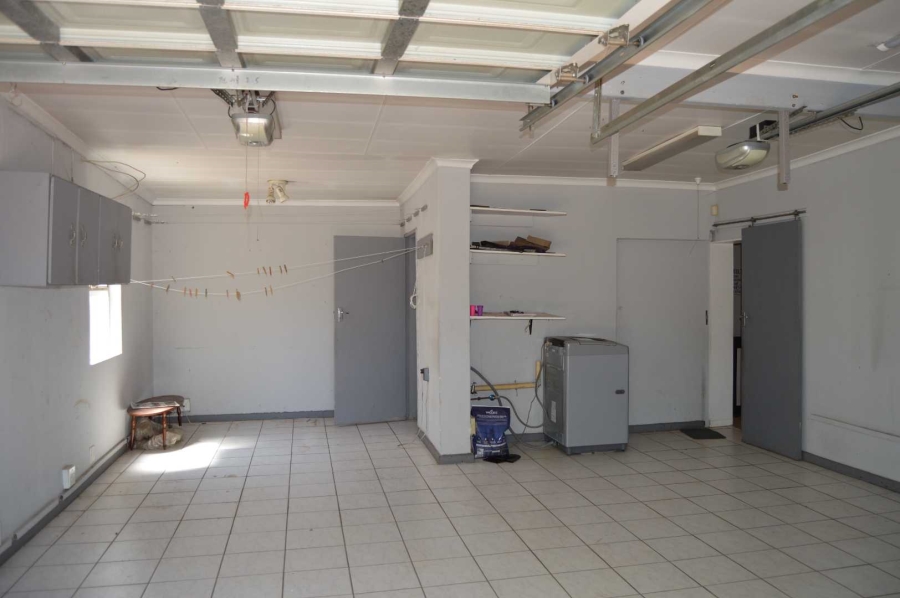 4 Bedroom Property for Sale in Brackendowns Gauteng