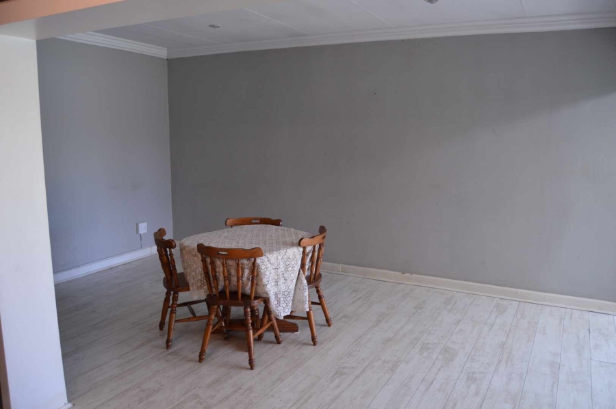 4 Bedroom Property for Sale in Brackendowns Gauteng