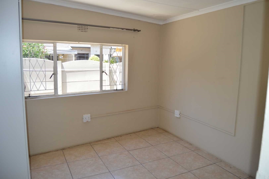 4 Bedroom Property for Sale in Brackendowns Gauteng