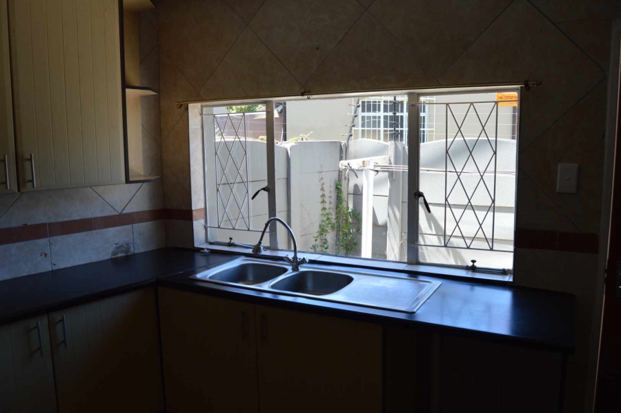 4 Bedroom Property for Sale in Brackendowns Gauteng