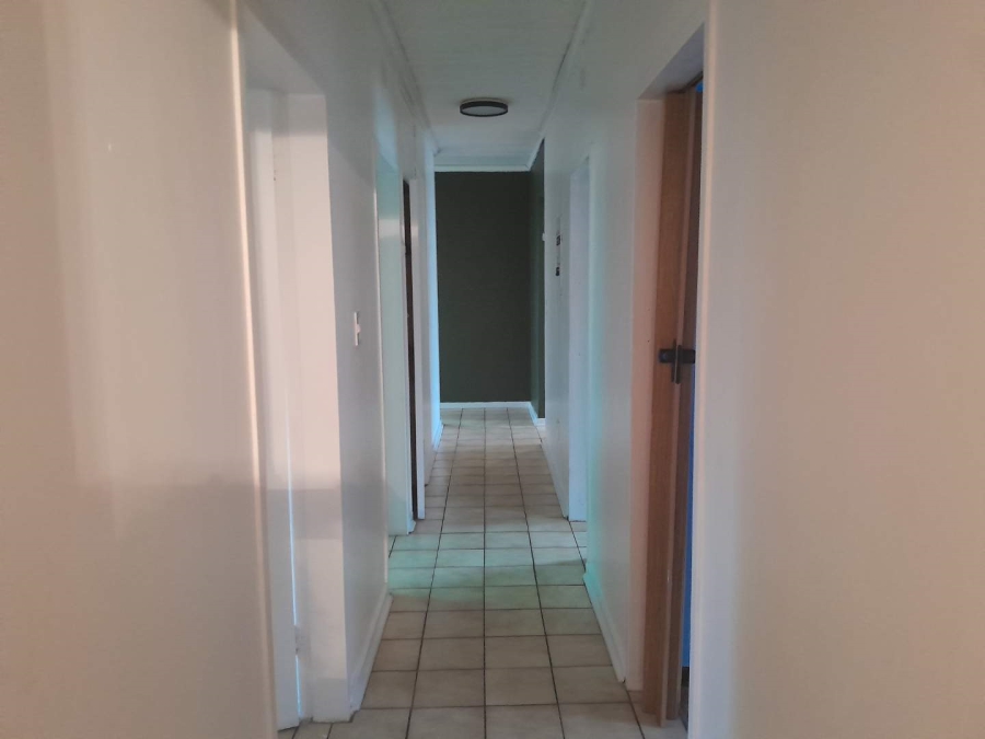 3 Bedroom Property for Sale in Verwoerdpark Gauteng