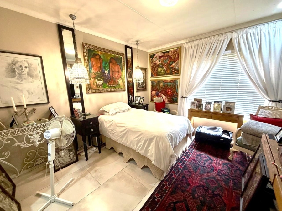 2 Bedroom Property for Sale in Faerie Glen Gauteng
