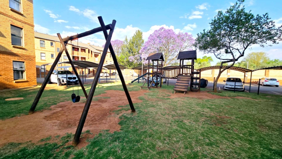 2 Bedroom Property for Sale in Olympus Gauteng