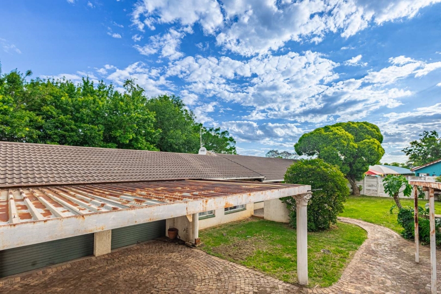 5 Bedroom Property for Sale in Albemarle Gauteng