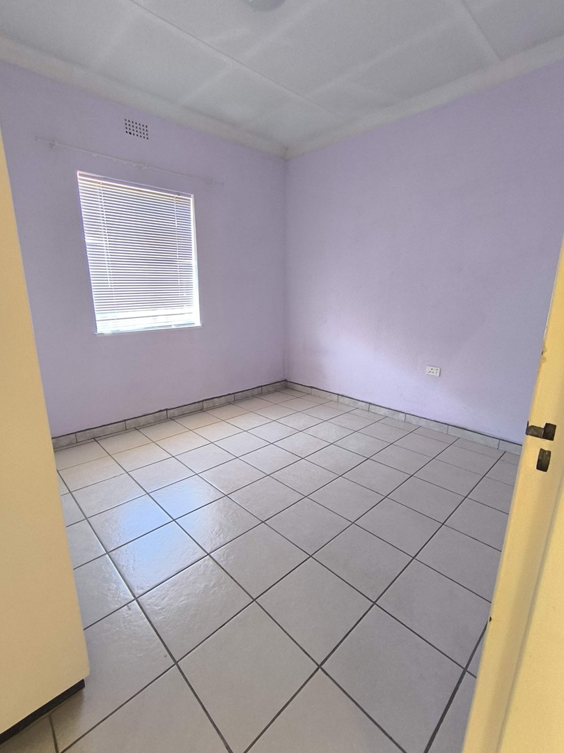 To Let 4 Bedroom Property for Rent in South Hills Gauteng