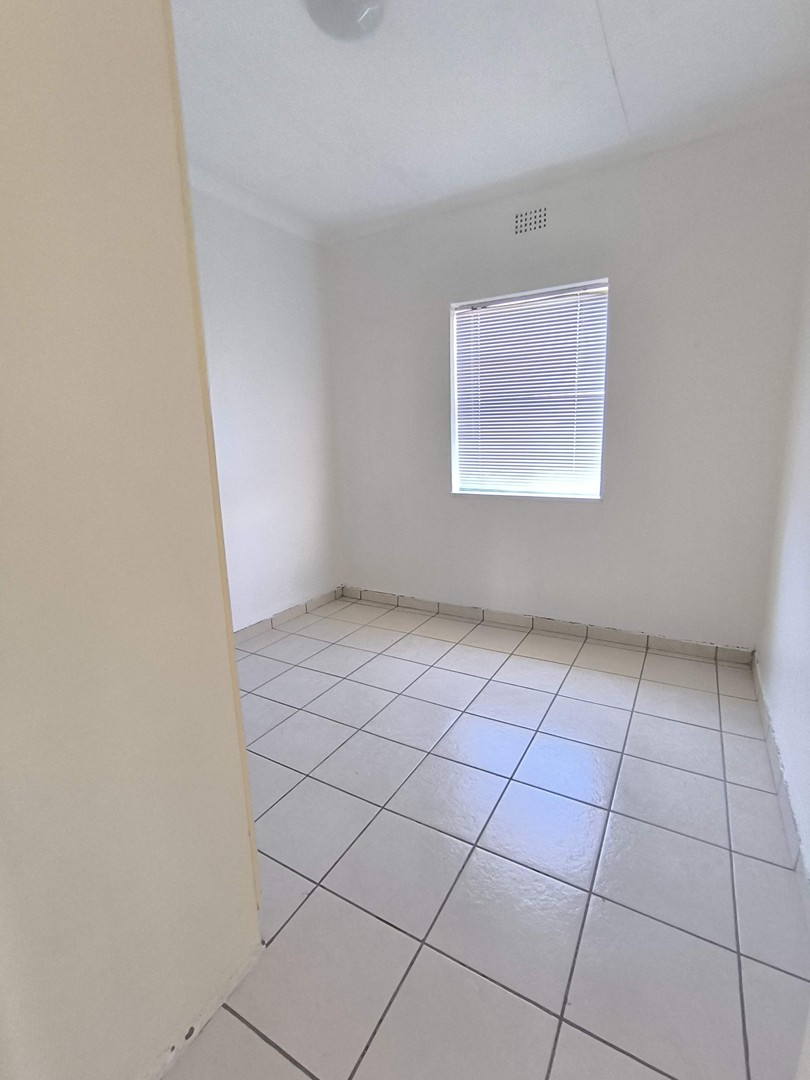 To Let 4 Bedroom Property for Rent in South Hills Gauteng
