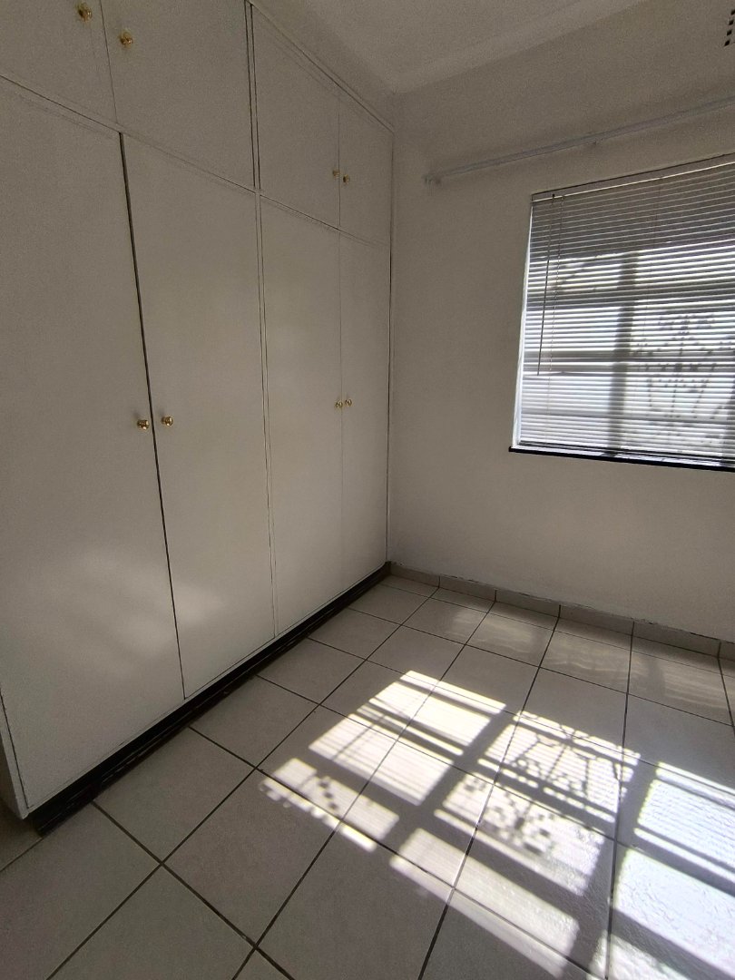 To Let 4 Bedroom Property for Rent in South Hills Gauteng